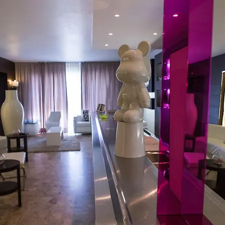 Hotell Revellata & 3*