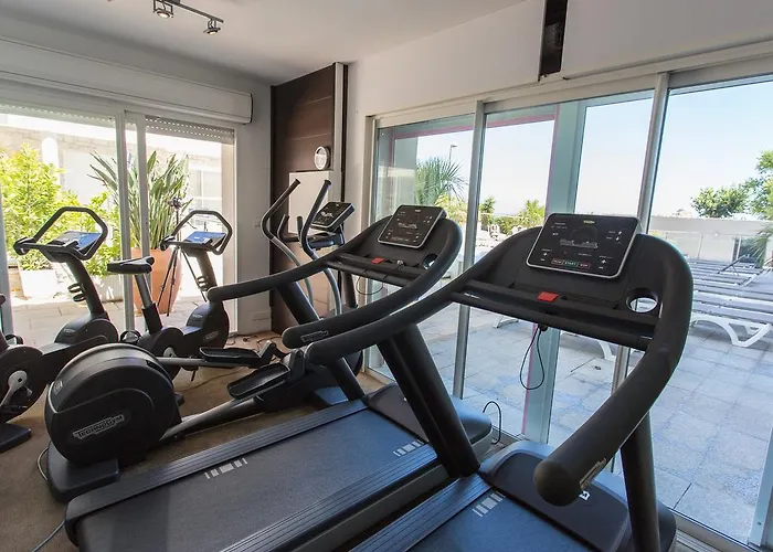 Revellata & 3* 卡尔维