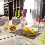 Revellata & Hotel 3*