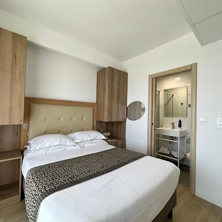 Hotel Revellata & Calvi (Corsica)