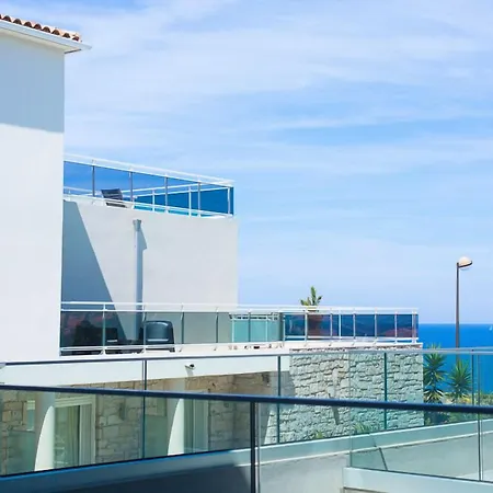 Revellata & Ξενοδοχείο Καλβί