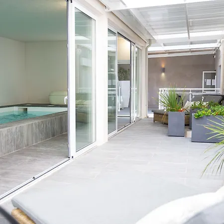 Отель Revellata &