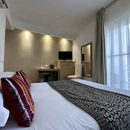 Revellata & Ξενοδοχείο