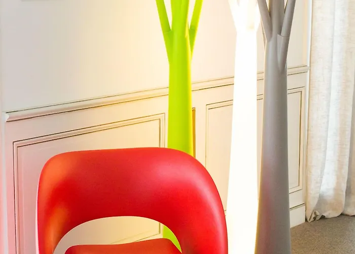 Hotel Revellata & 3*